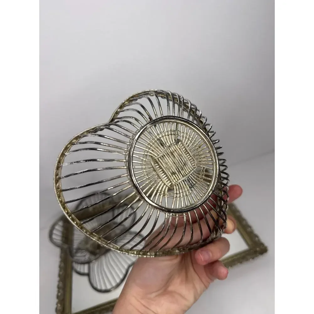 Vintage Silver Plated Bowl / Baskets Set Of 2, jewelry Catchall , silver heart
